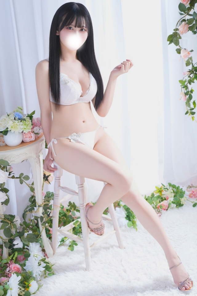小日向 もな